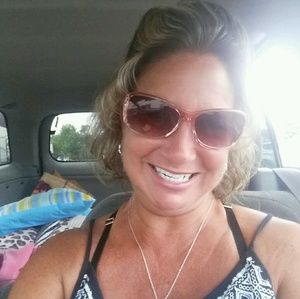 Meet your Posher, Vicki